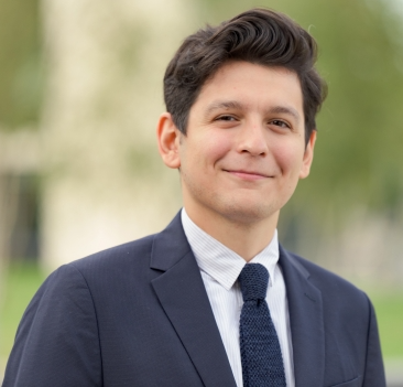 Ozan E. Akbas